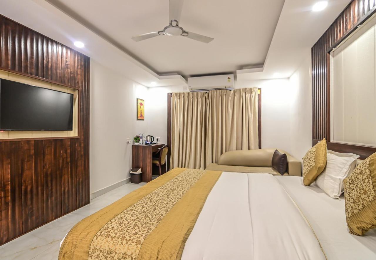 De Falcon Goa Beach Resort Candolim Dış mekan fotoğraf