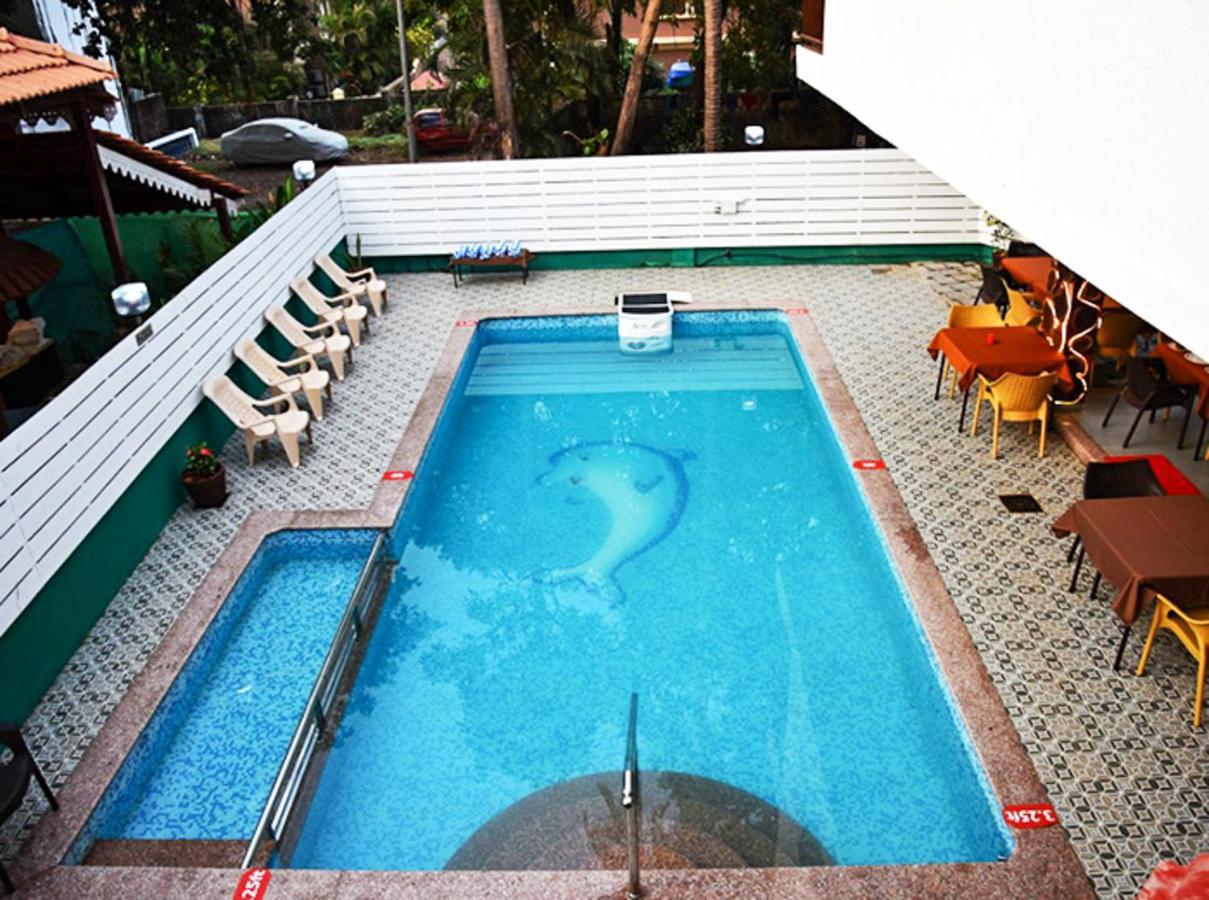 De Falcon Goa Beach Resort Candolim Dış mekan fotoğraf